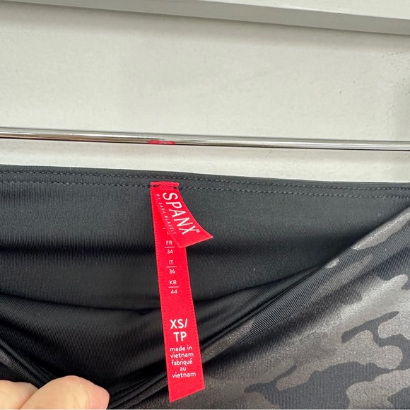 Spanx Faux Leather Camo Leggings in Matte Black - Picture 6 of 6
